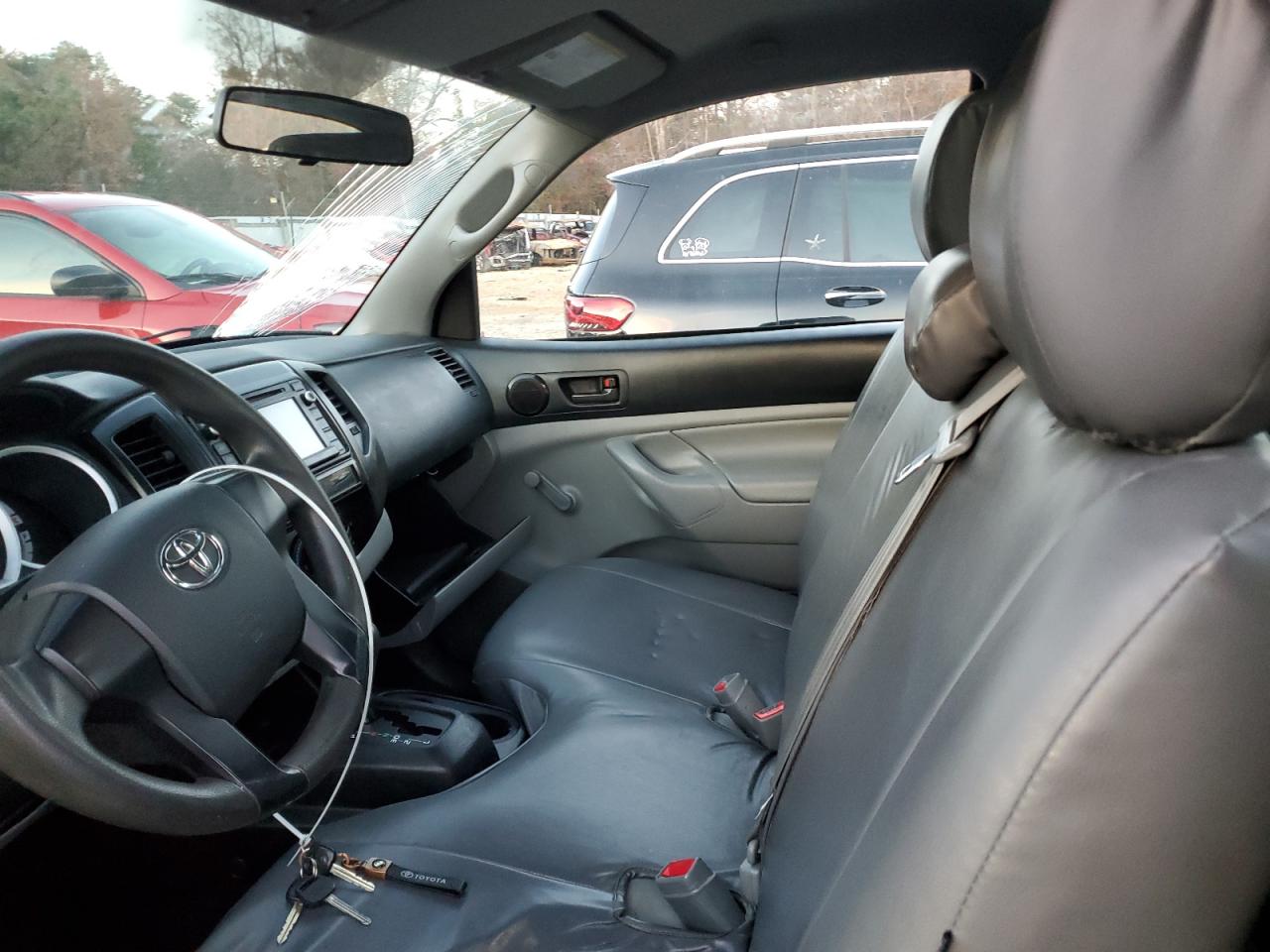 2014 Toyota Tacoma - Image 10