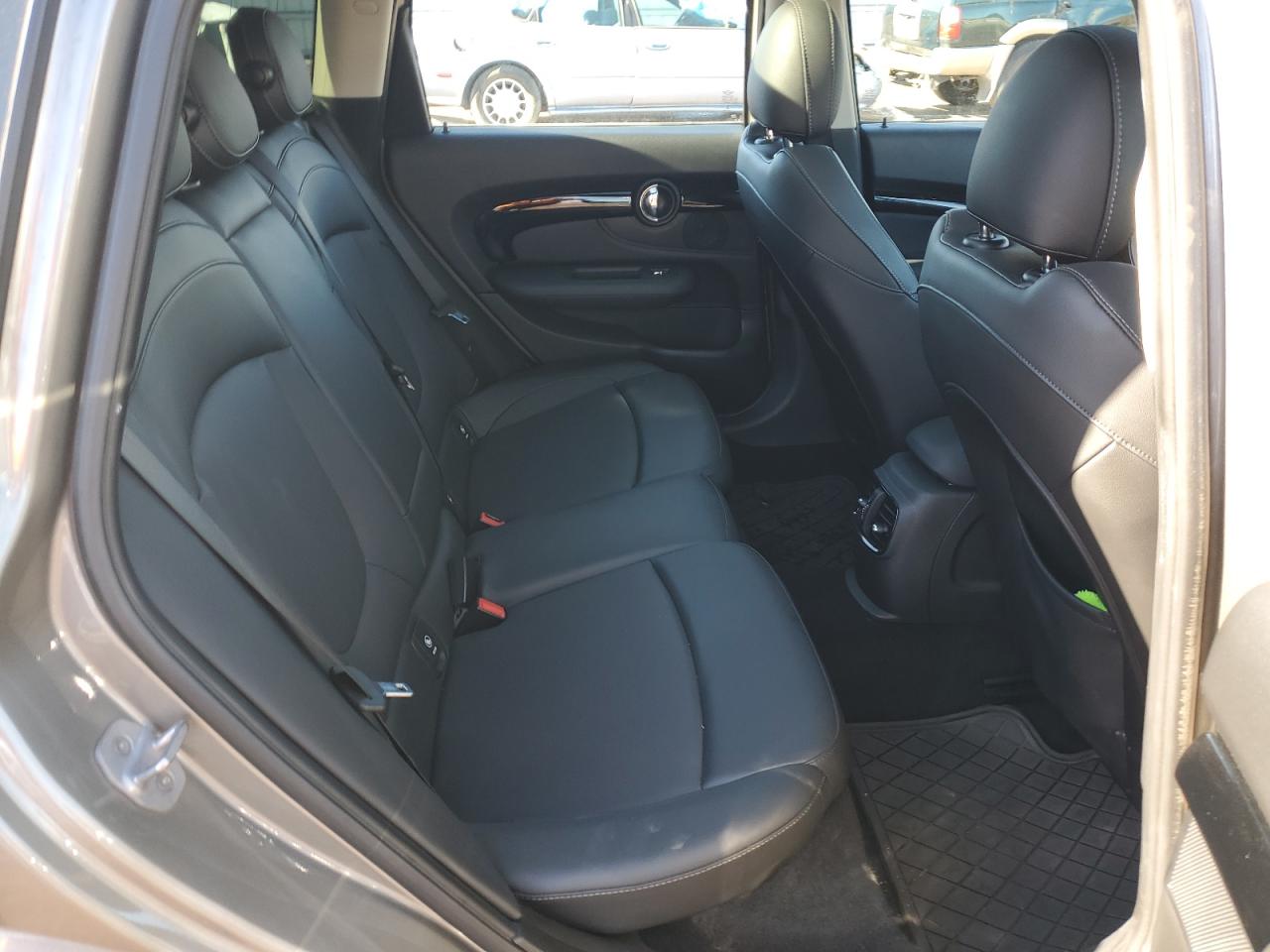 2019 MINI Cooper - Image 11