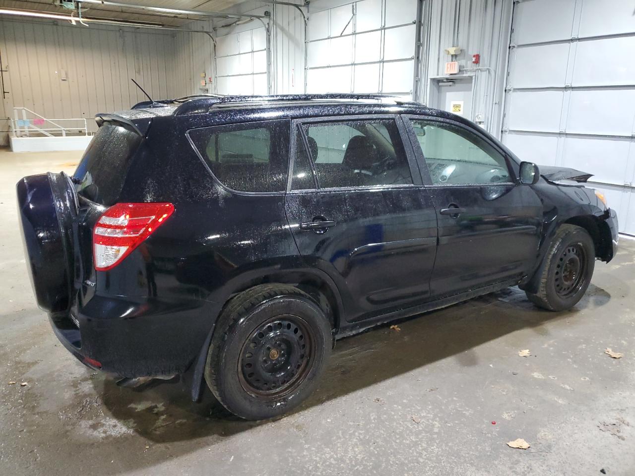 2010 Toyota RAV 4 - Image 3