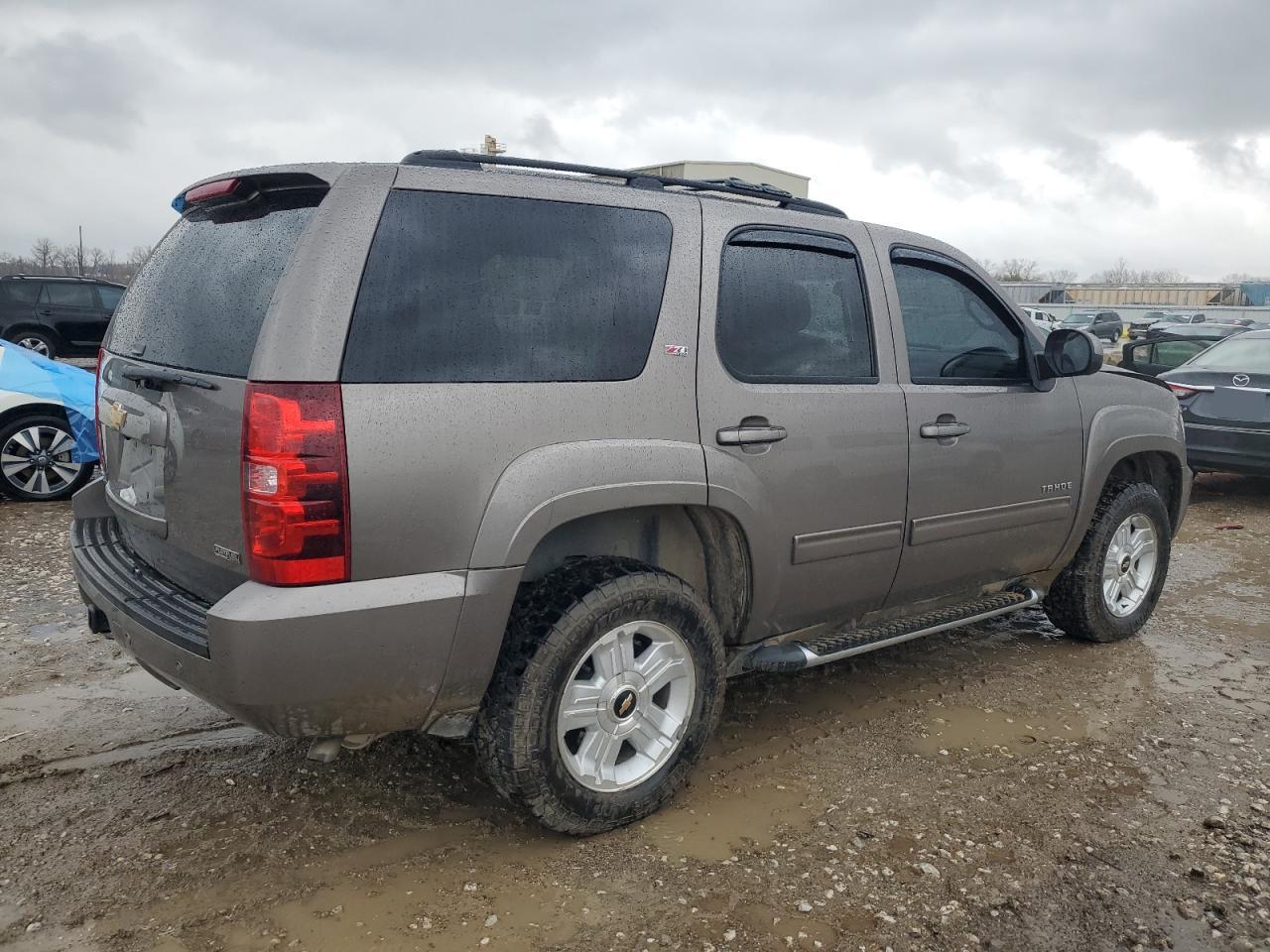 2012 Chevrolet Tahoe - Image 3