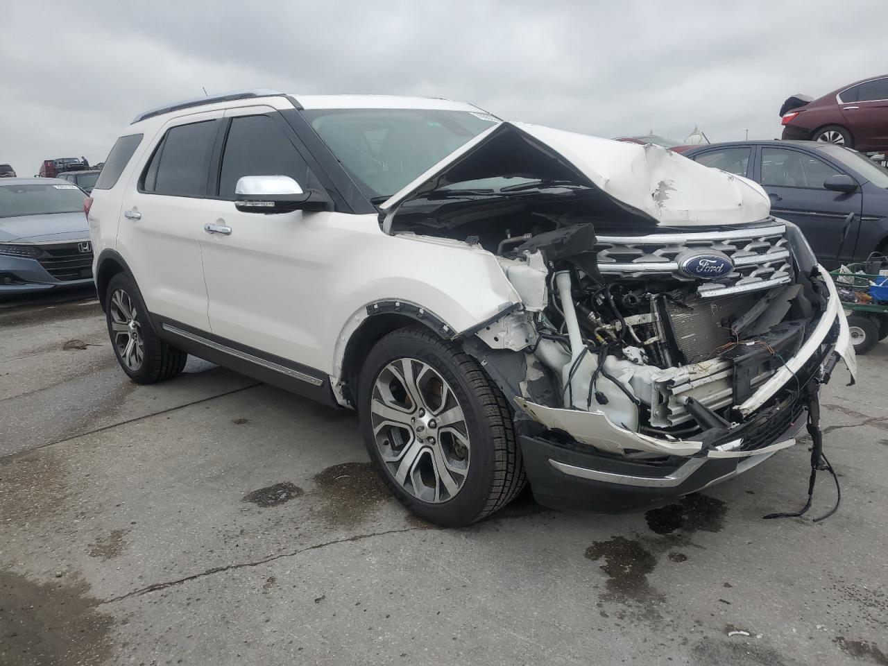 2019 Ford Explorer - Image 4