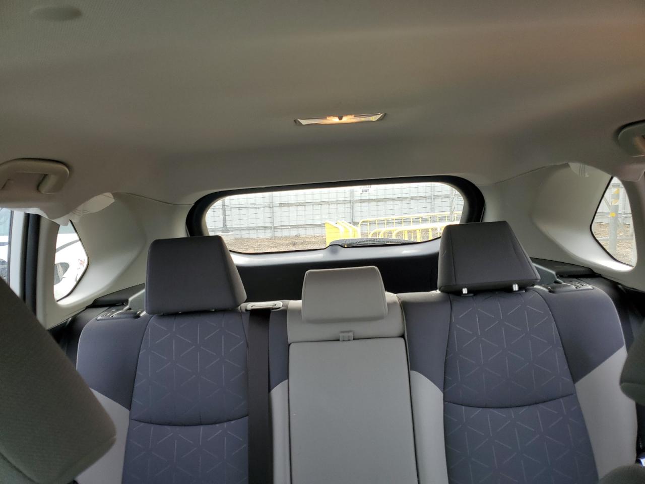 2021 Toyota RAV 4 - Image 10