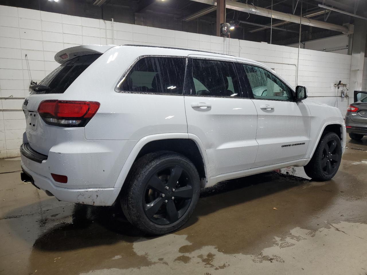 2015 Jeep Grand Cherokee Laredo VIN: 1C4RJFAGXFC852852 Lot: 78572534