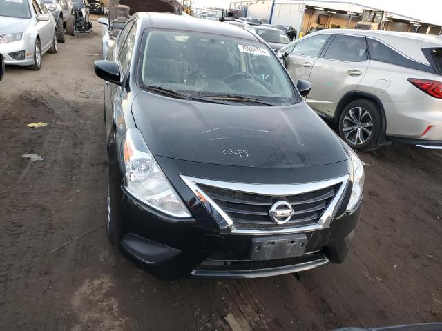  NISSAN VERSA 2019 Черный