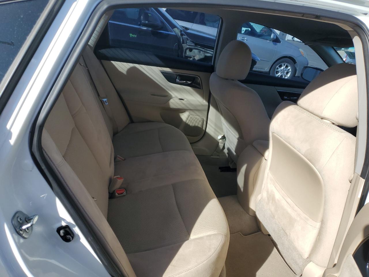 2014 Nissan Altima - Image 10