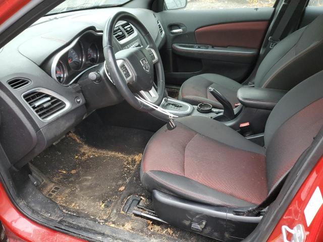Sedans DODGE AVENGER 2014 Czerwony