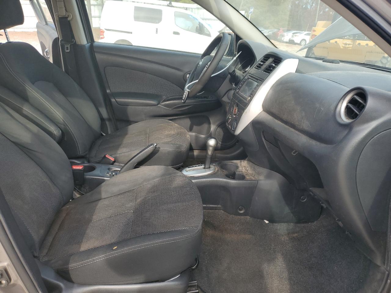 2015 Nissan Versa - Image 7
