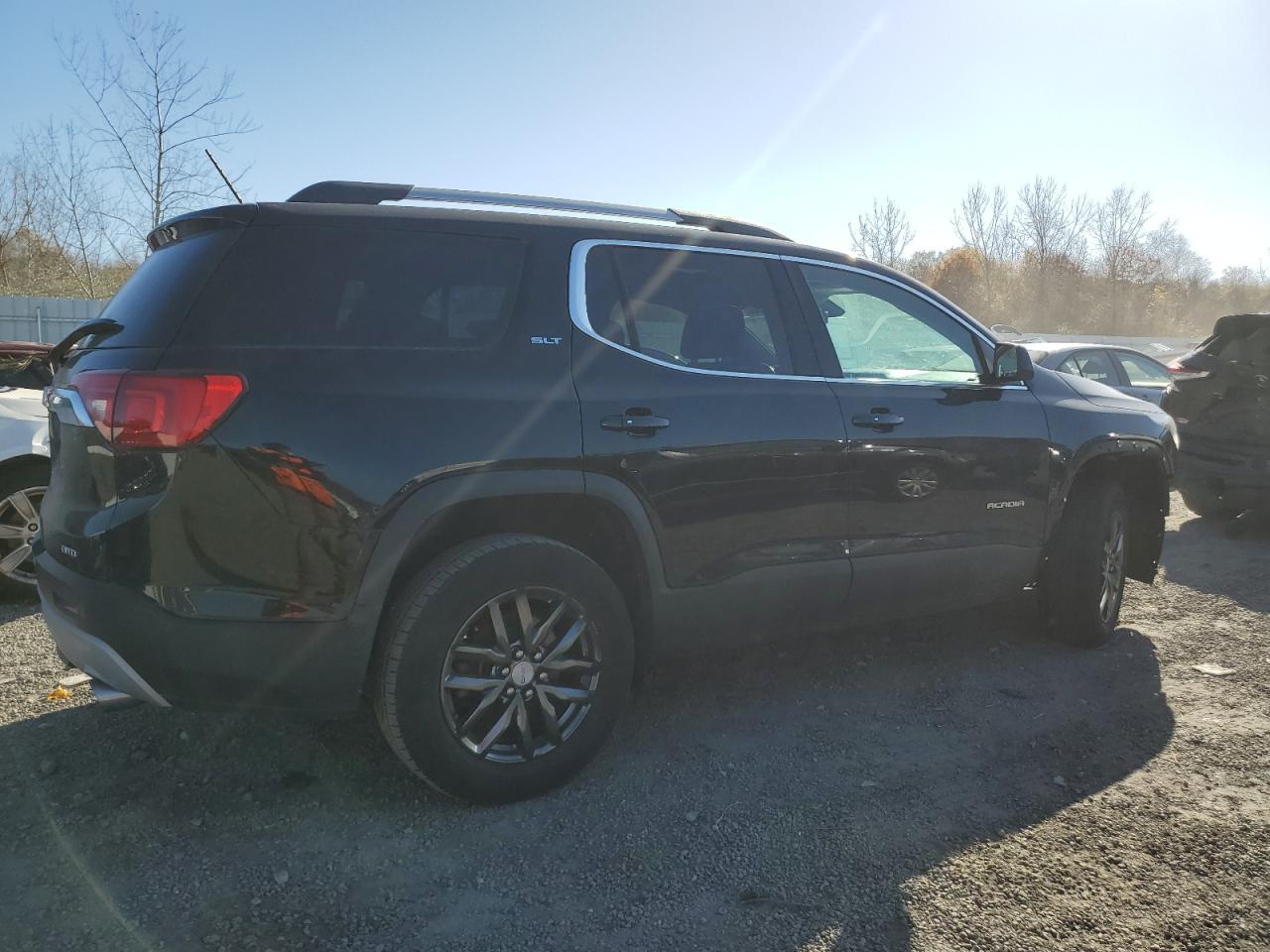 2017 GMC Acadia - Image 3