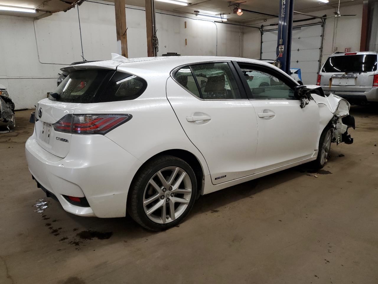 VIN JTHKD5BH4F2230536 2015 LEXUS CT 200 no.3