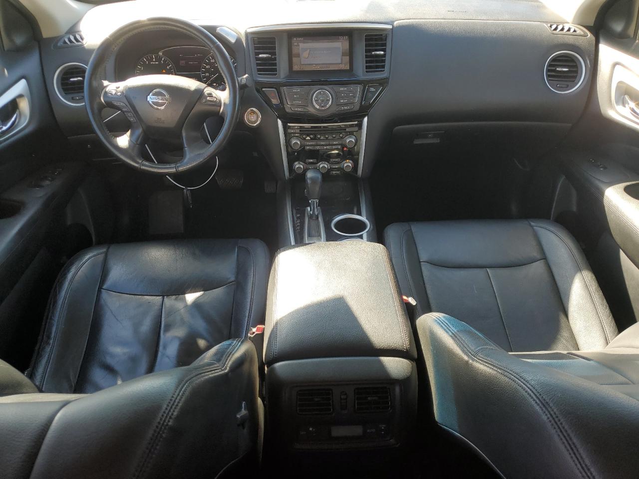2015 Nissan Pathfinder - Image 8