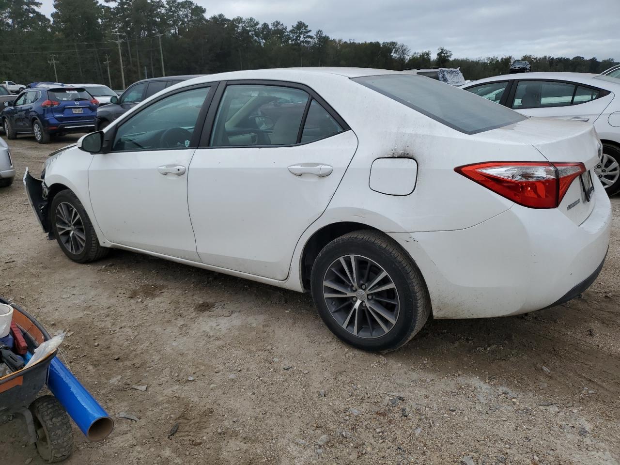 5YFBURHE4GP381238 2016 TOYOTA COROLLA - Image 2