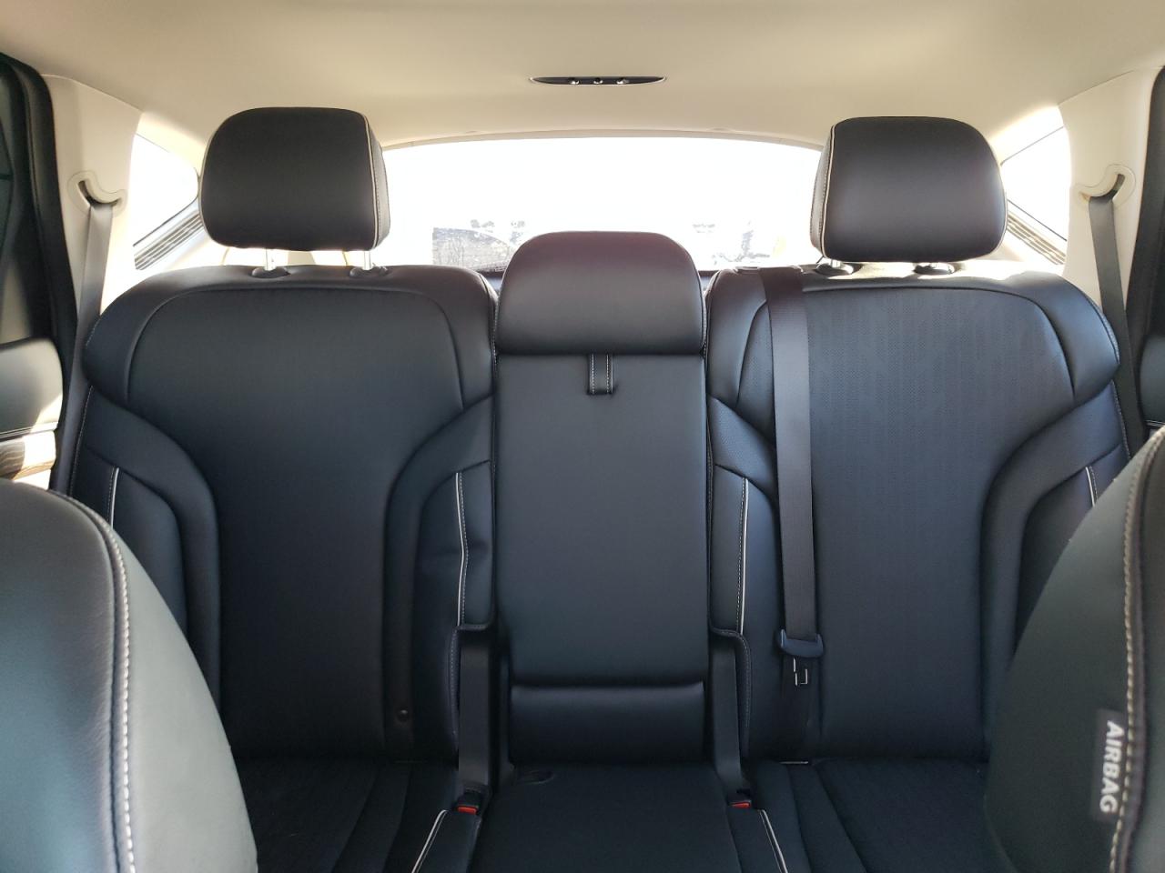 2024 Genesis GV80 - Image 10