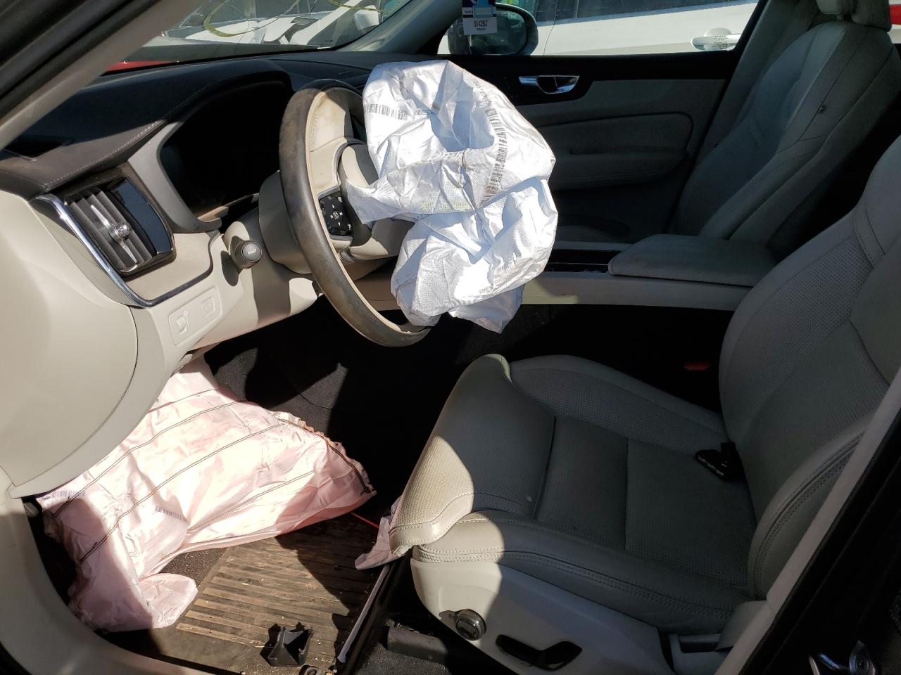 2021 Volvo XC60 - Image 7