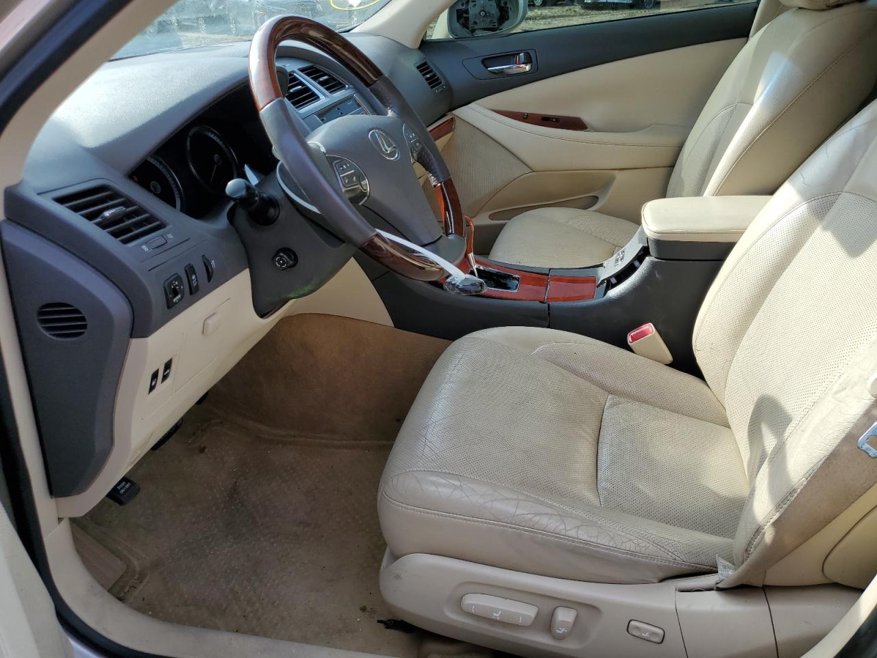 2012 Lexus ES - Image 7