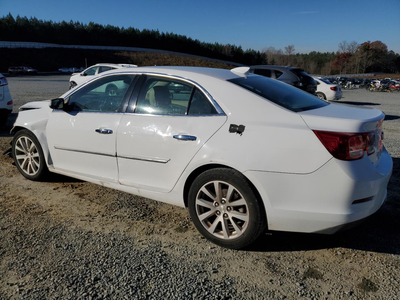 2015 Chevrolet Malibu - Image 2
