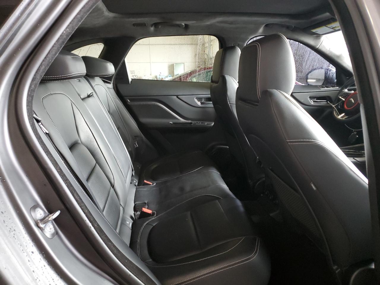 2020 Jaguar F-Pace - Image 11