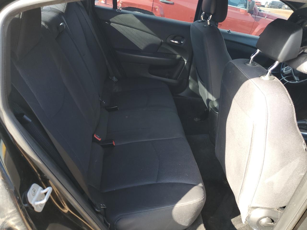 2013 Chrysler 200 - Image 10