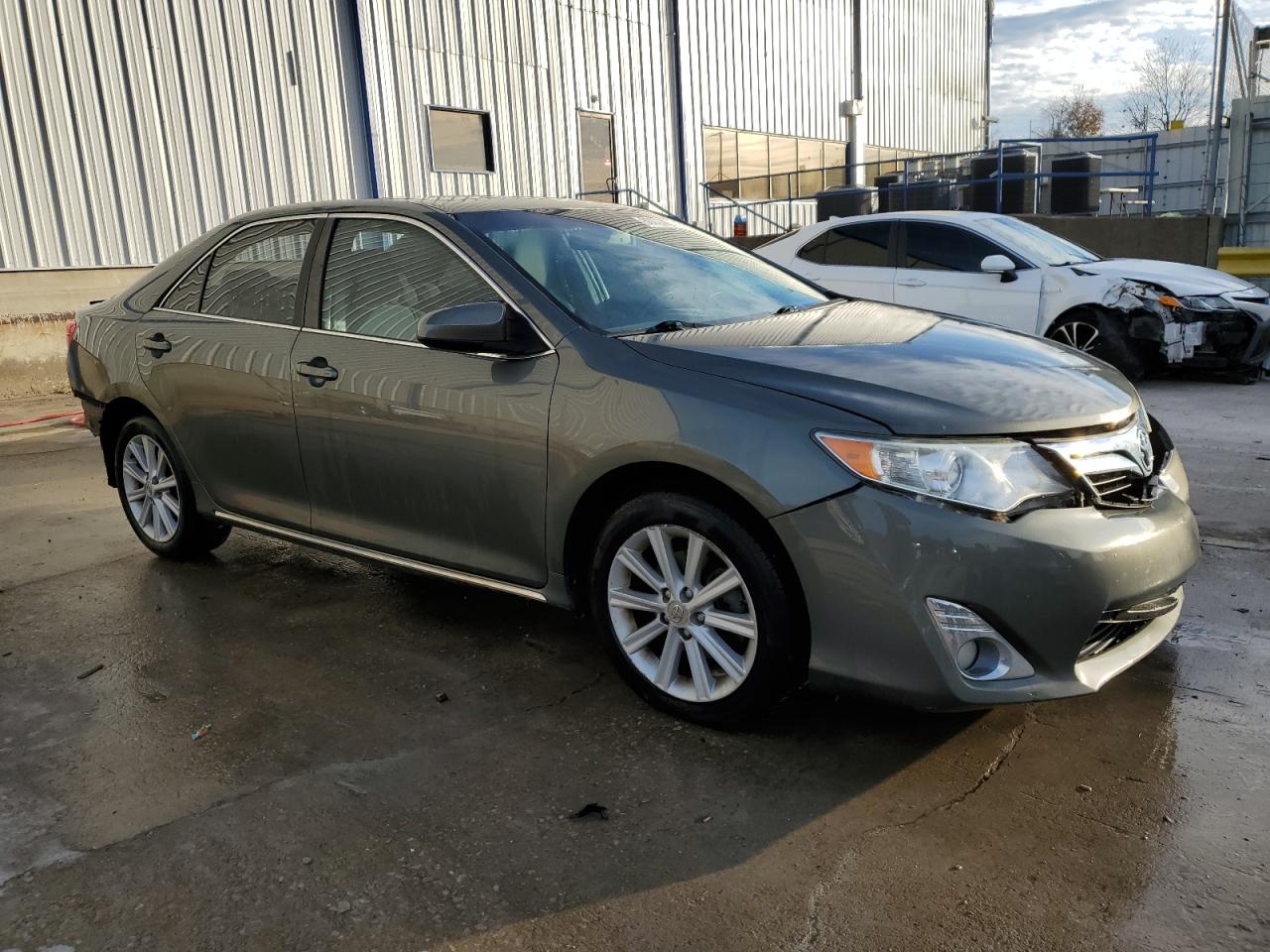 2012 Toyota Camry - Image 4
