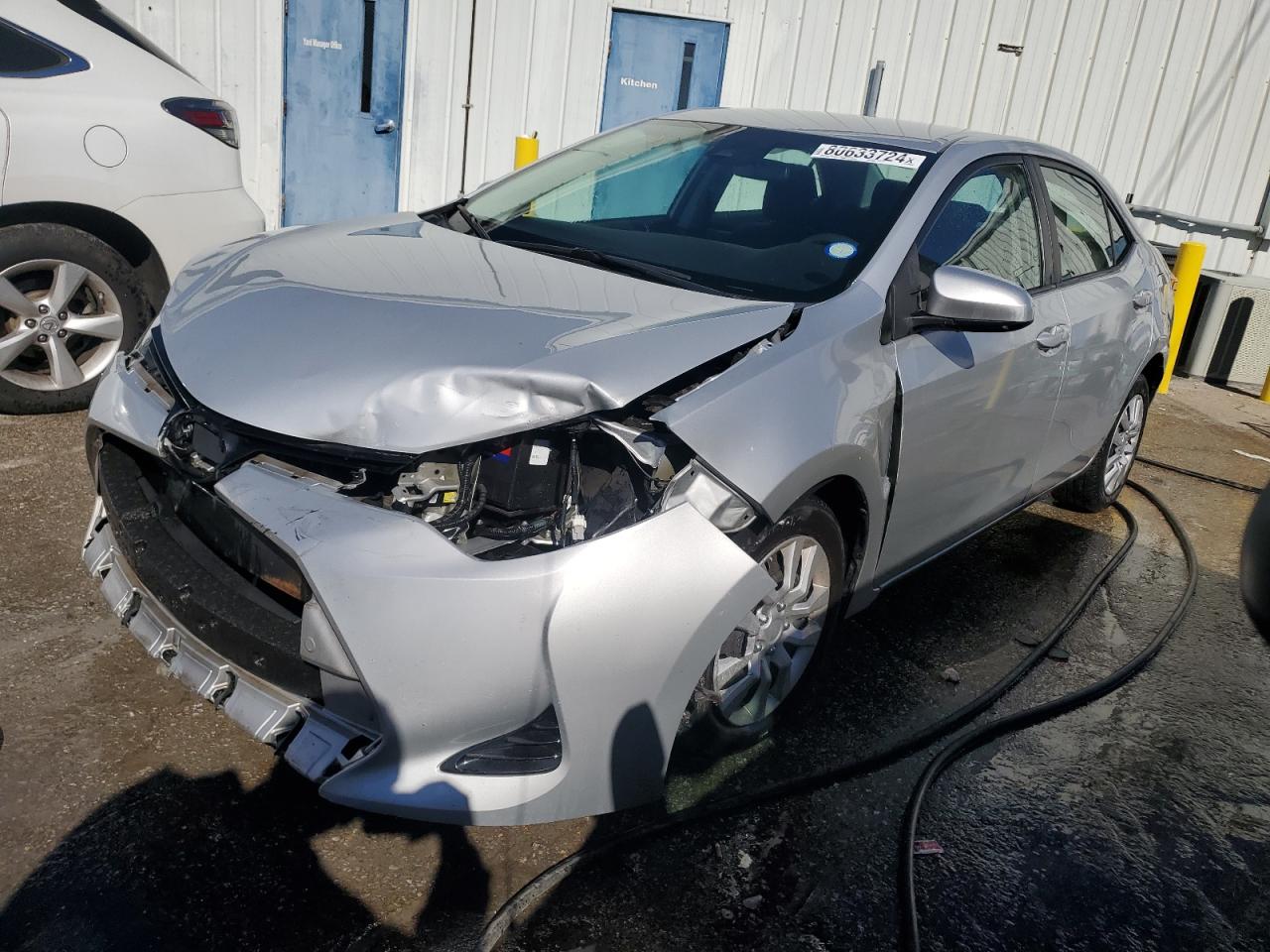 VIN 2T1BURHE0HC810795 2017 TOYOTA COROLLA no.1