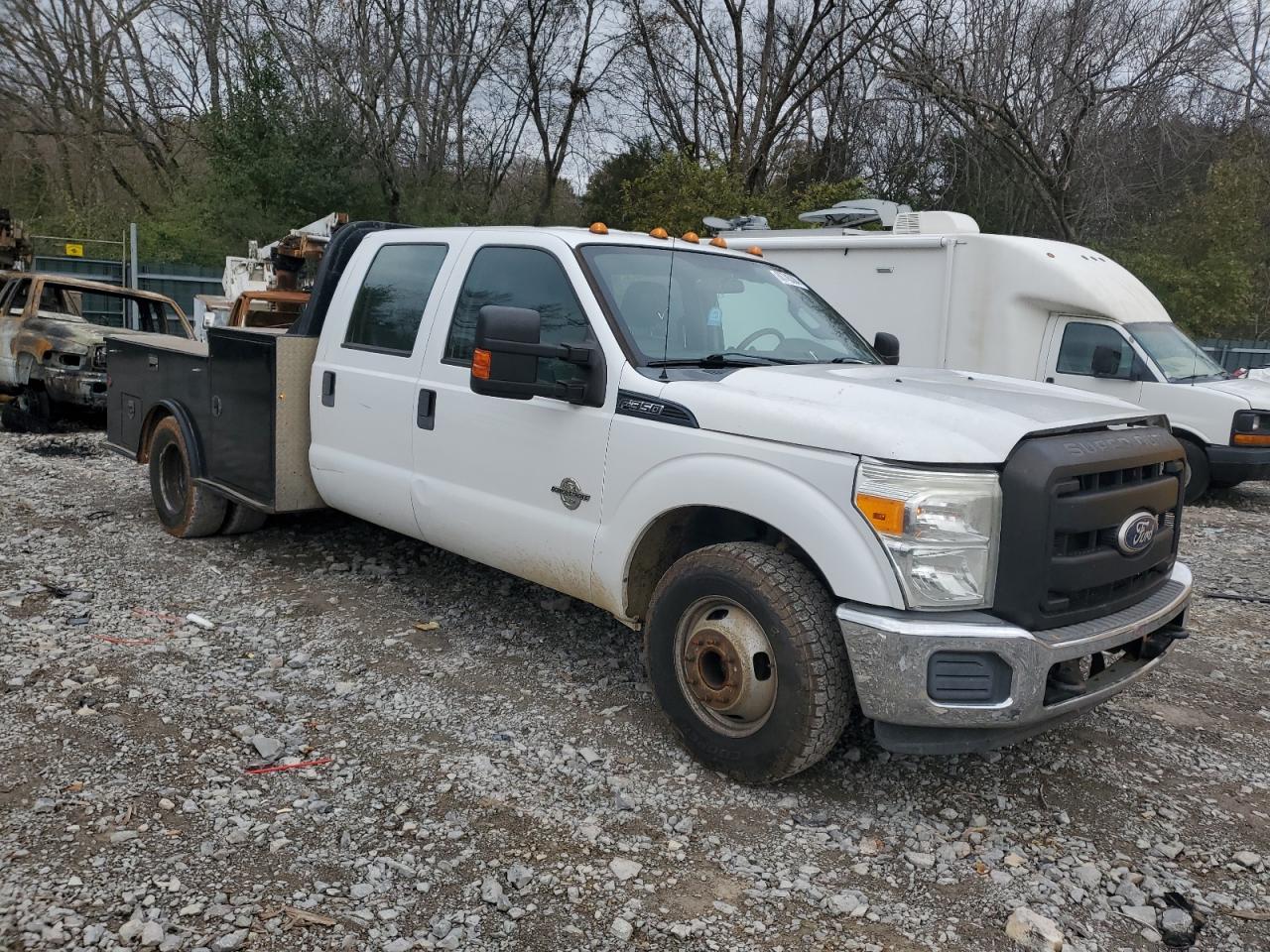 2015 Ford F350 - Image 4
