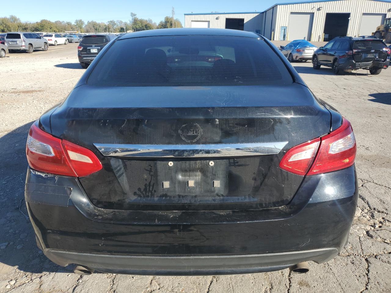 2016 Nissan Altima - Image 6