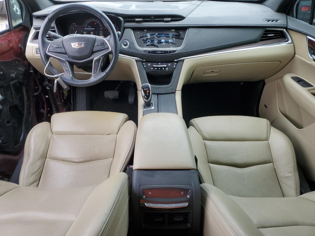 2017 Cadillac XT5 - Image 8