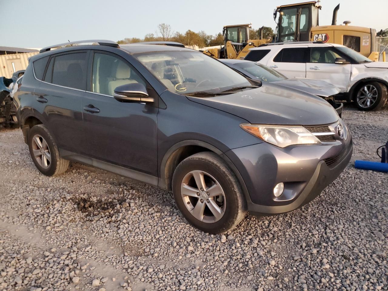 2014 Toyota RAV 4 - Image 4