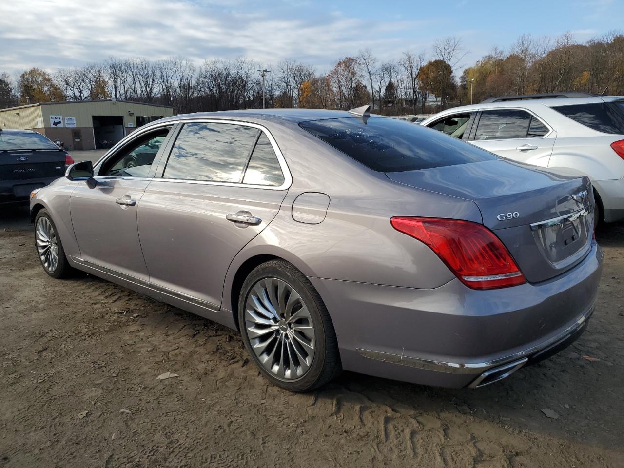 2018 Genesis G90 - Image 2