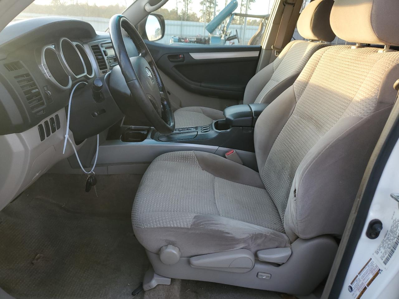 2005 Toyota 4Runner - Image 7