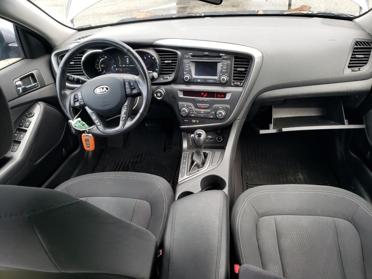 2011 Kia Optima - Image 8