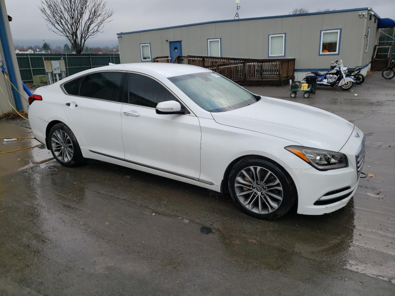 2016 Hyundai Genesis - Image 4