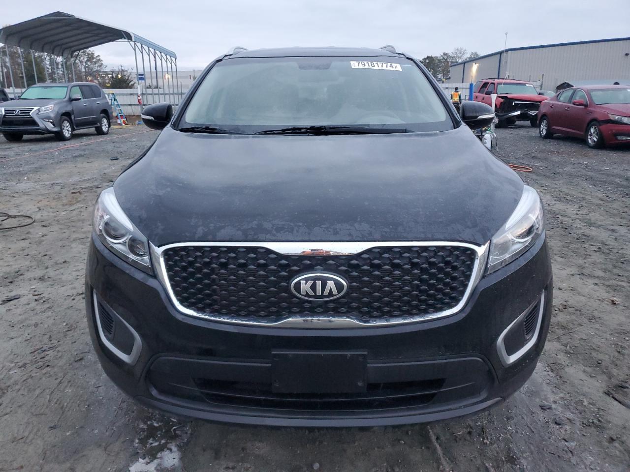 2016 Kia Sorento - Image 5