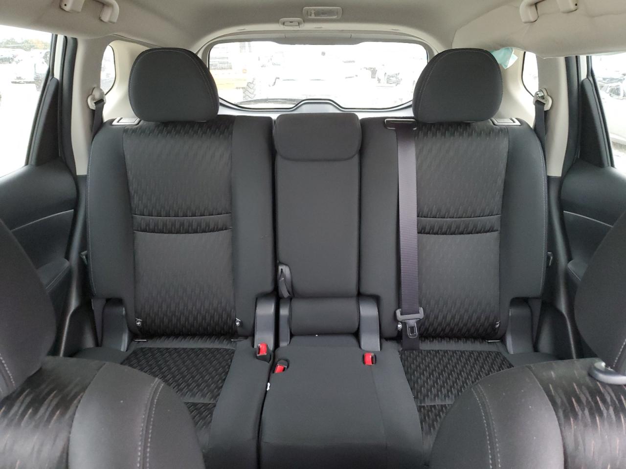 2020 Nissan Rogue - Image 10