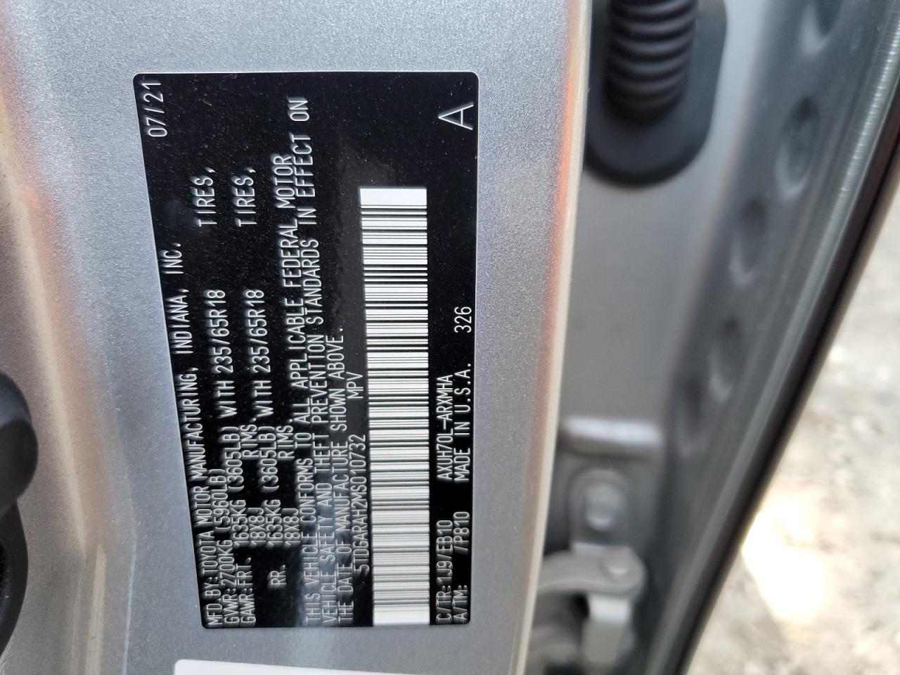 2021 Toyota Highlander - Image 13
