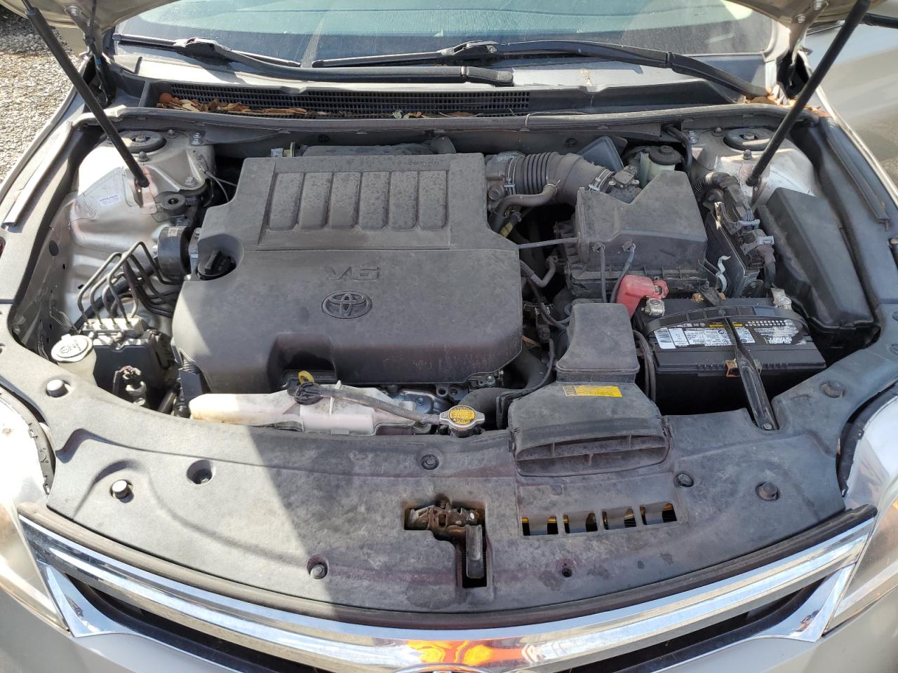 2015 Toyota Avalon - Image 11