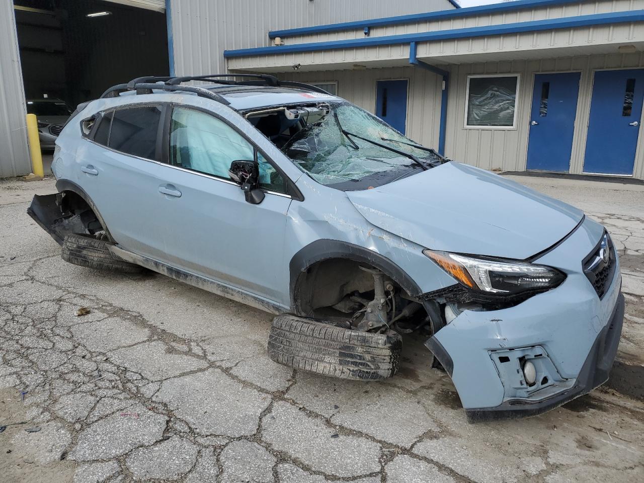 VIN JF2GTAMC4K8261797 2019 SUBARU CROSSTREK no.4