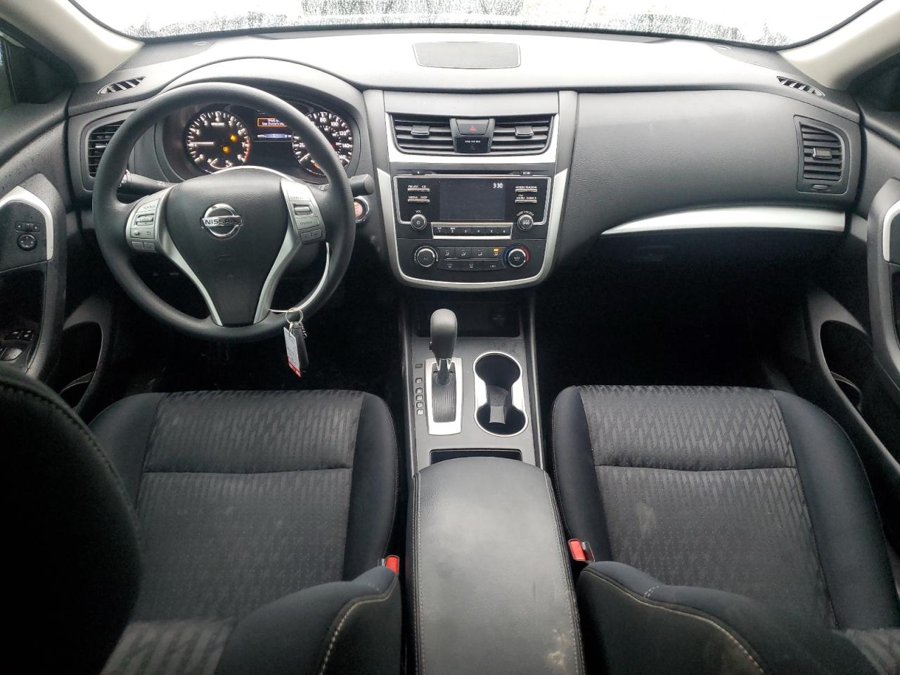 2018 Nissan Altima - Image 8