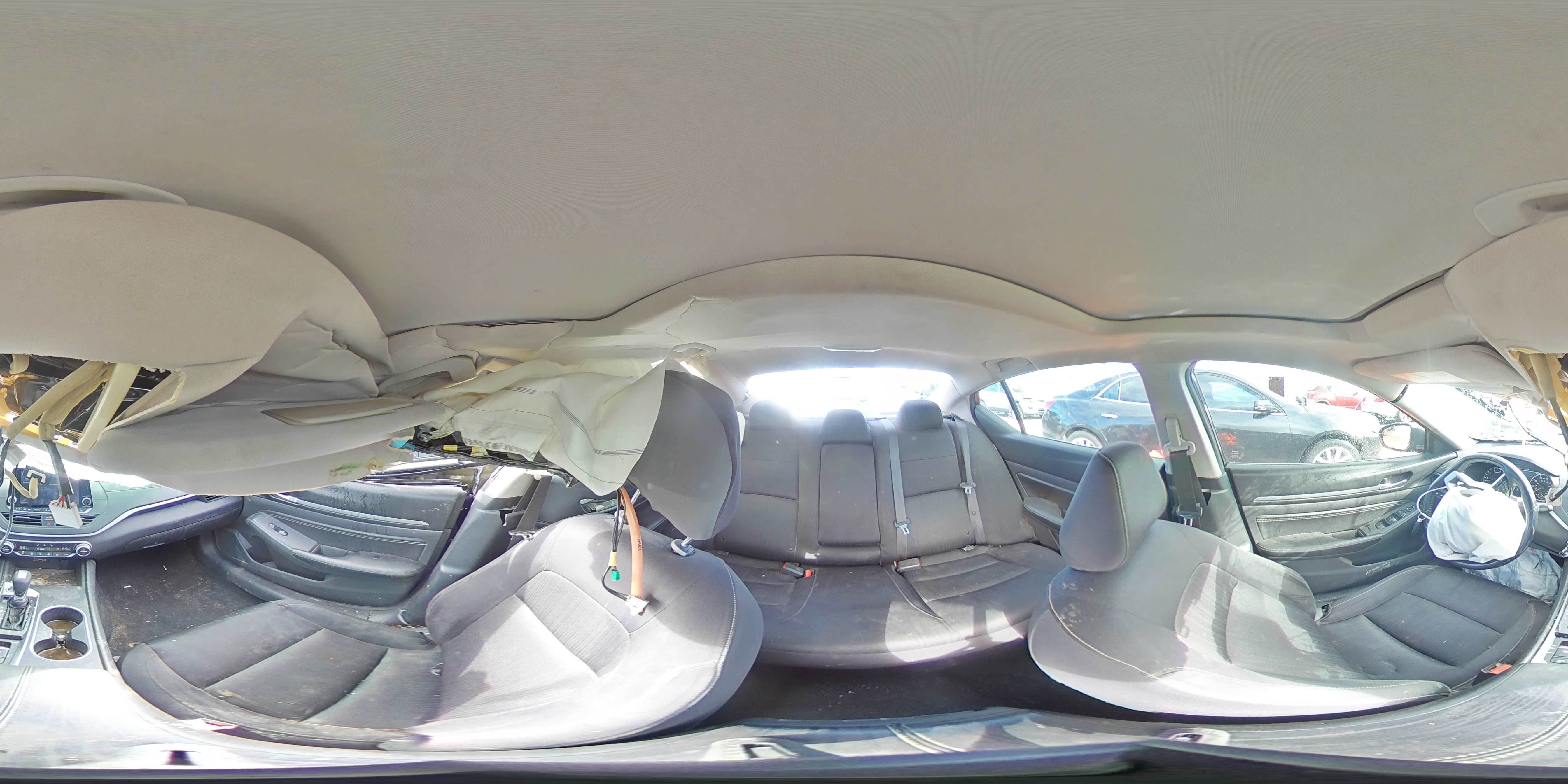 2019 Nissan Altima - Image 15