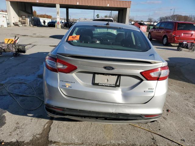  FORD FUSION 2016 Silver