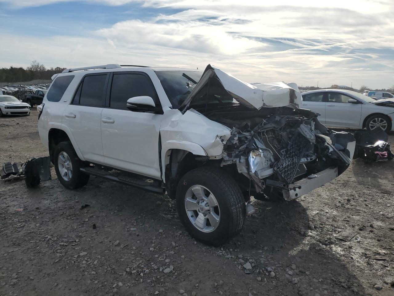 VIN JTEBU5JR4G5295037 2016 TOYOTA 4RUNNER no.4