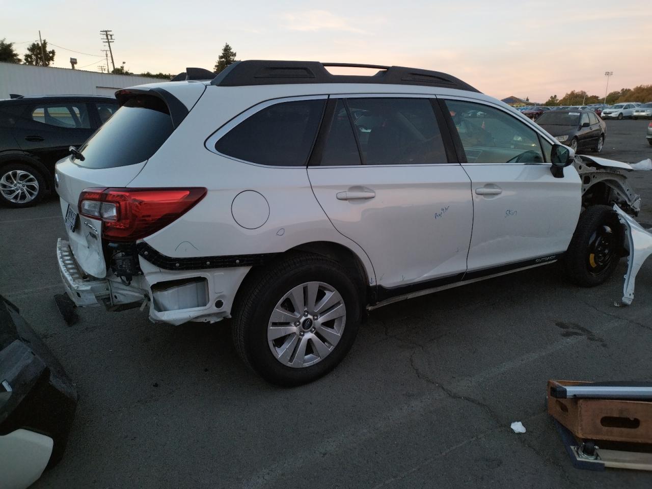 VIN 4S4BSAHC5K3228001 2019 SUBARU OUTBACK no.3