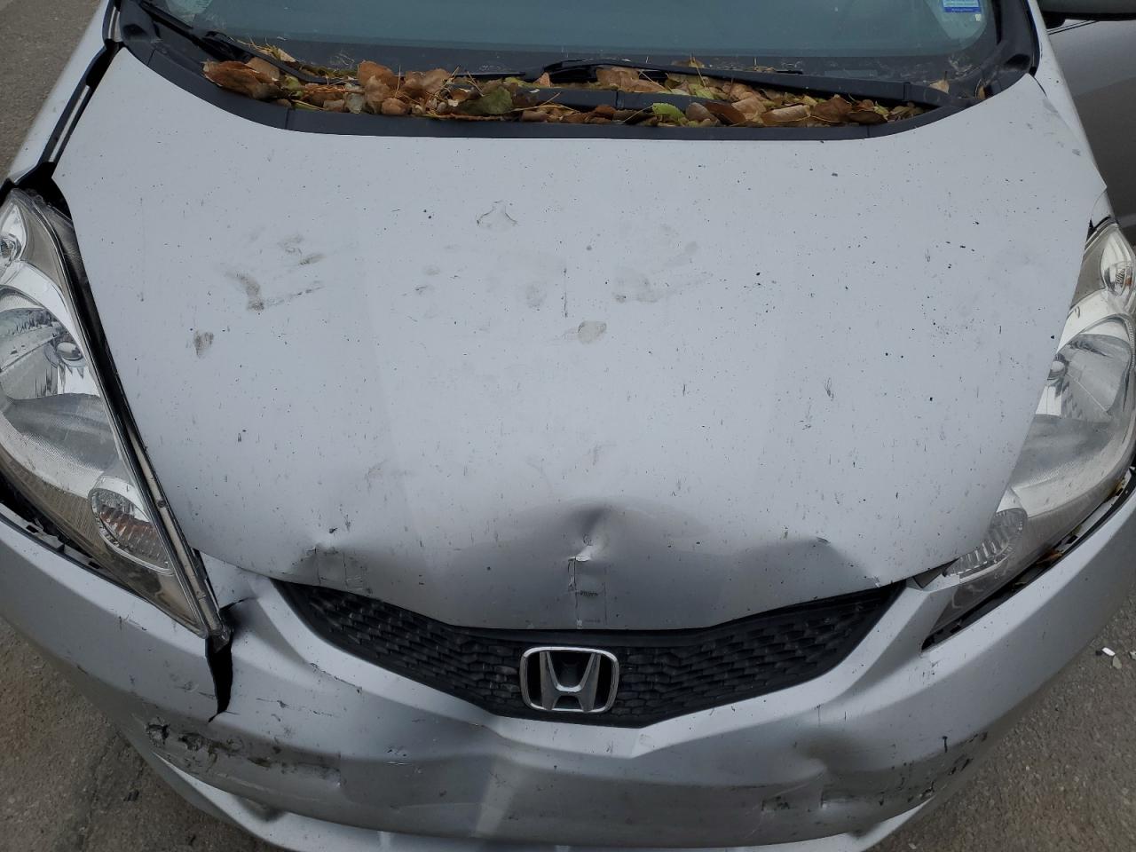 2011 Honda Fit - Image 11