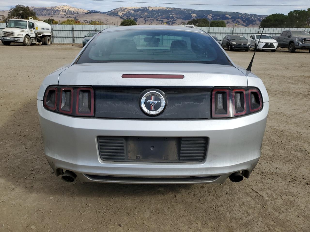 2013 Ford Mustang - Image 6