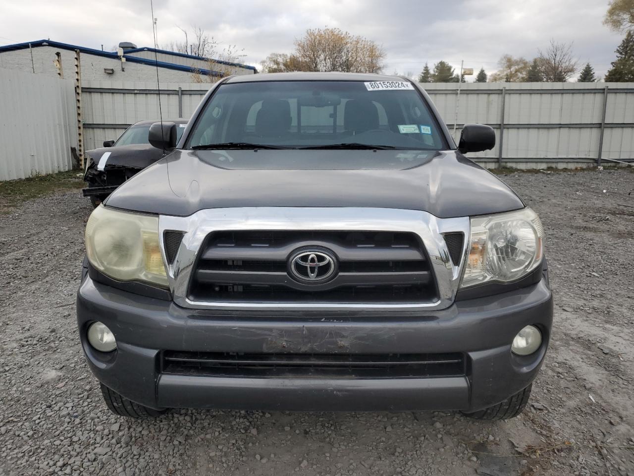 2010 Toyota Tacoma - Image 5