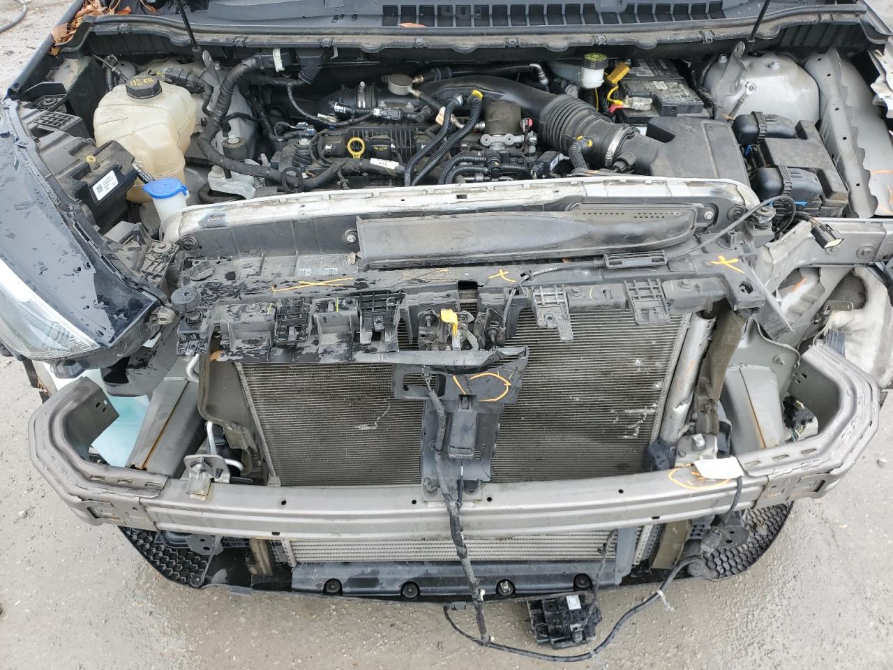 2019 Ford Edge - Image 12