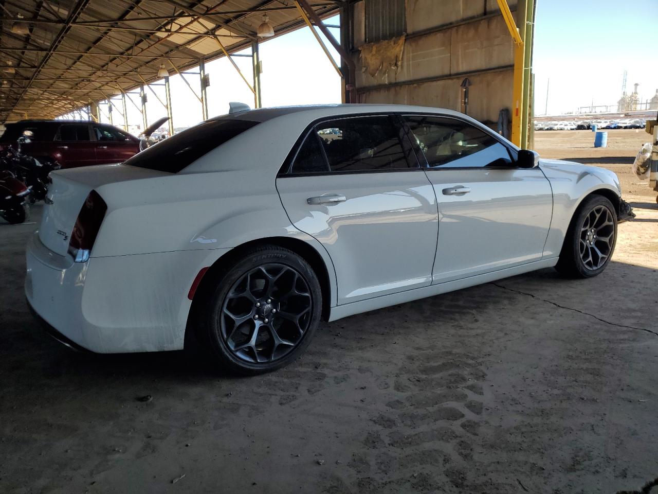 2019 Chrysler 300 - Image 3