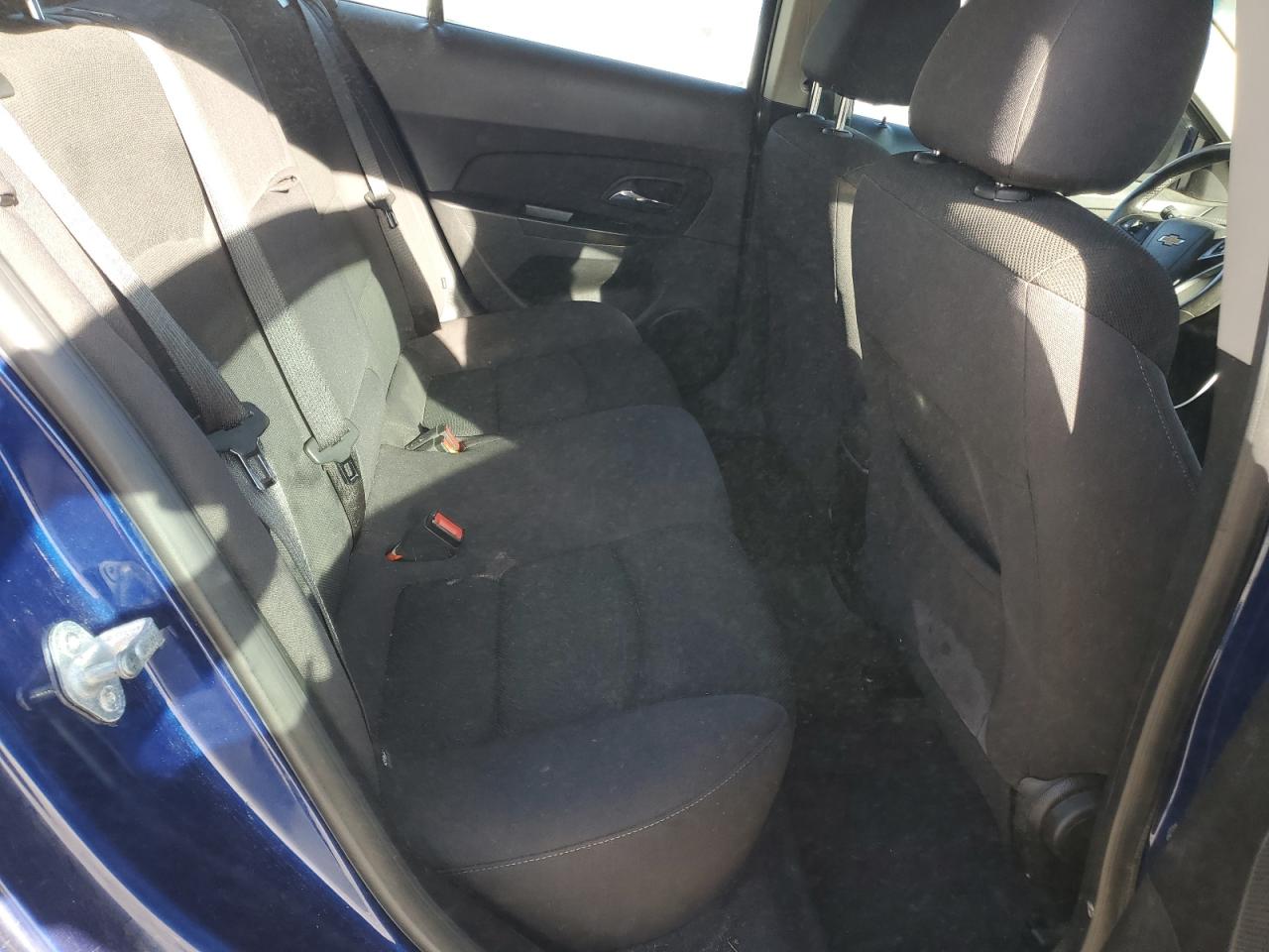 2013 Chevrolet Cruze - Image 10