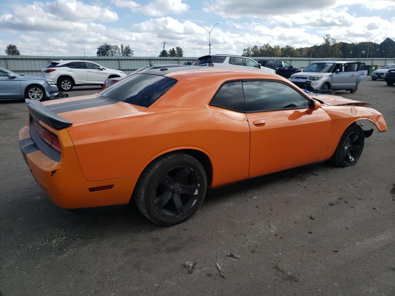 2012 Dodge Challenger - Image 3