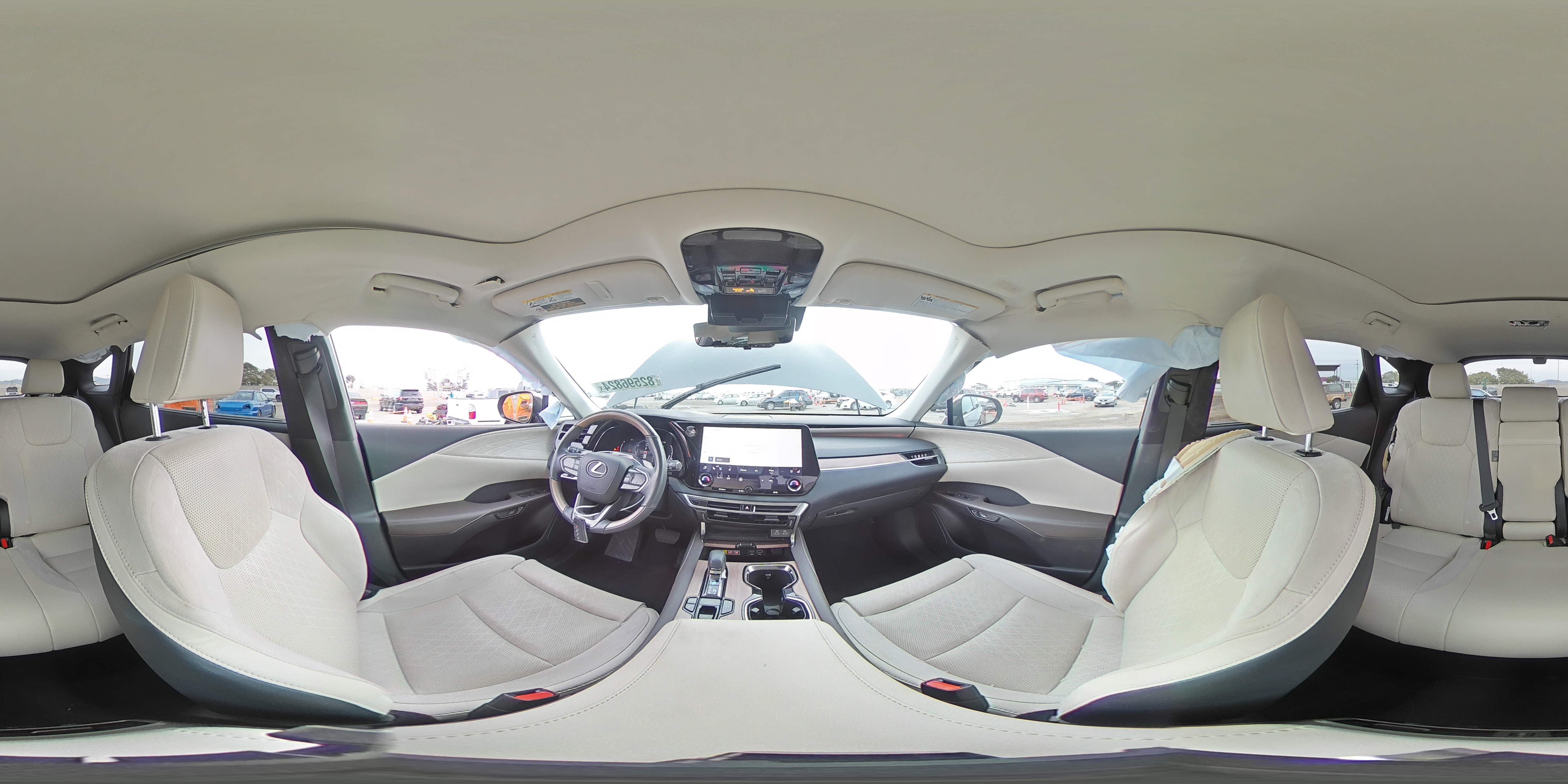 2023 Lexus RX - Image 13