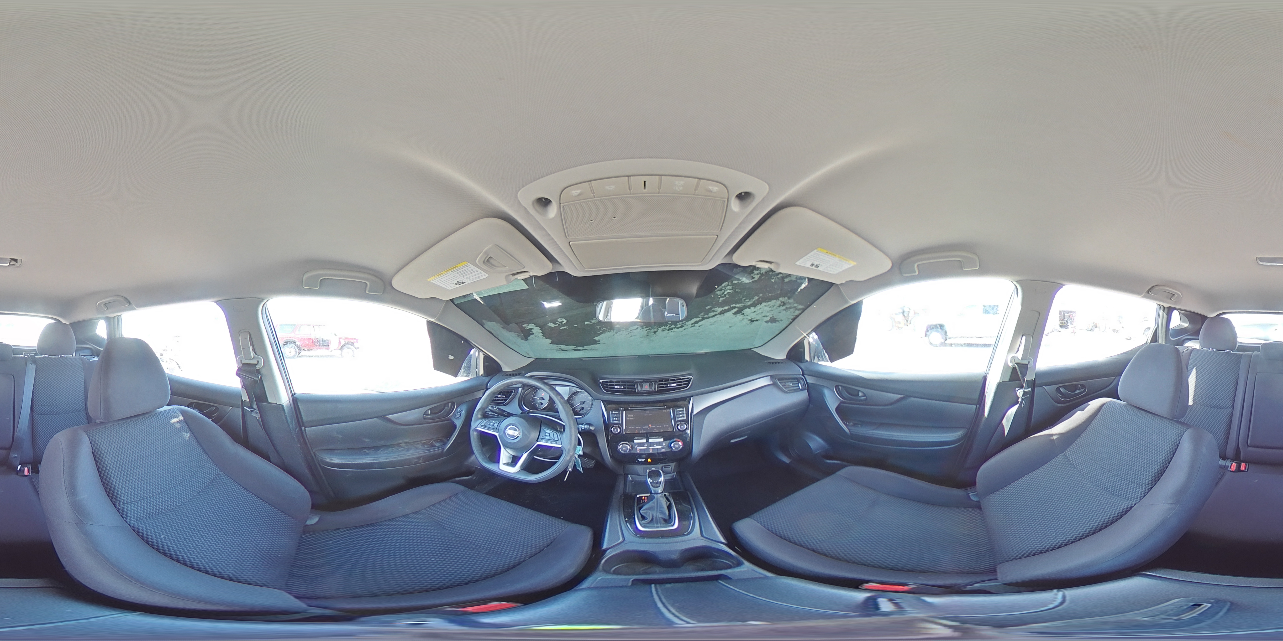 2021 Nissan Rogue - Image 13